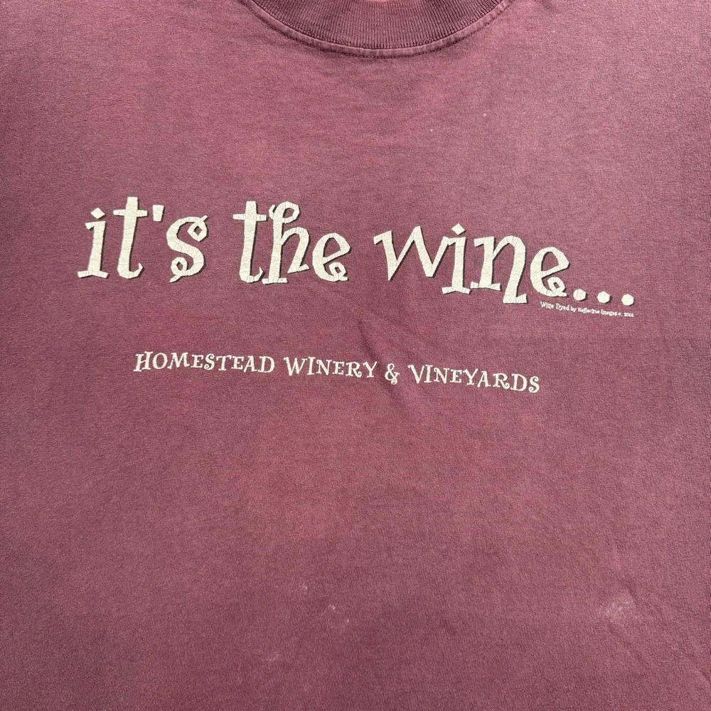 Optima Purple Wine Graphic Print Men's T-Shirt L Heavy P.F.D. Crew Neck